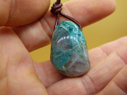 Quantum Quattro Chrysocoll Chrysokolla Azurit Quarz ~ Edelstein Kette HIPPIE GOA Boho Tibet Ethno Nature Donut Heilstein Rarität - Art of Nature Berlin