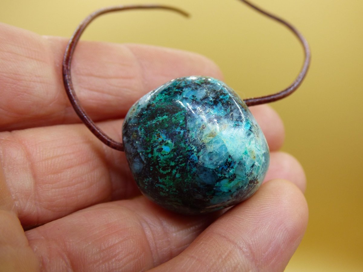 Quantum Quattro Chrysocoll Chrysokolla Azurit Quarz ~ Edelstein Kette HIPPIE GOA Boho Tibet Ethno Nature Donut Heilstein Rarität - Art of Nature Berlin