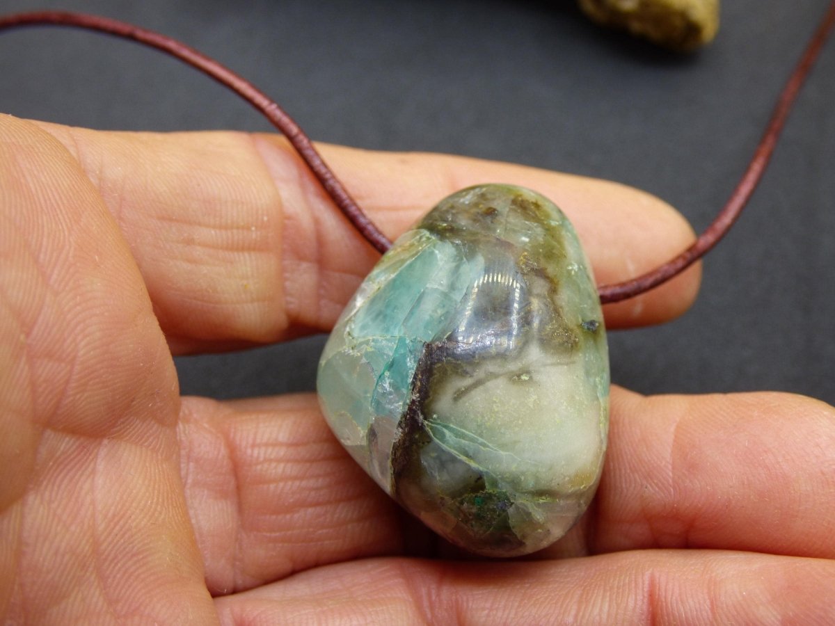 Quantum Quattro Chrysocoll Chrysokolla Azurit Quarz ~ Edelstein Kette HIPPIE GOA Boho Tibet Ethno Nature Donut Heilstein Rarität - Art of Nature Berlin