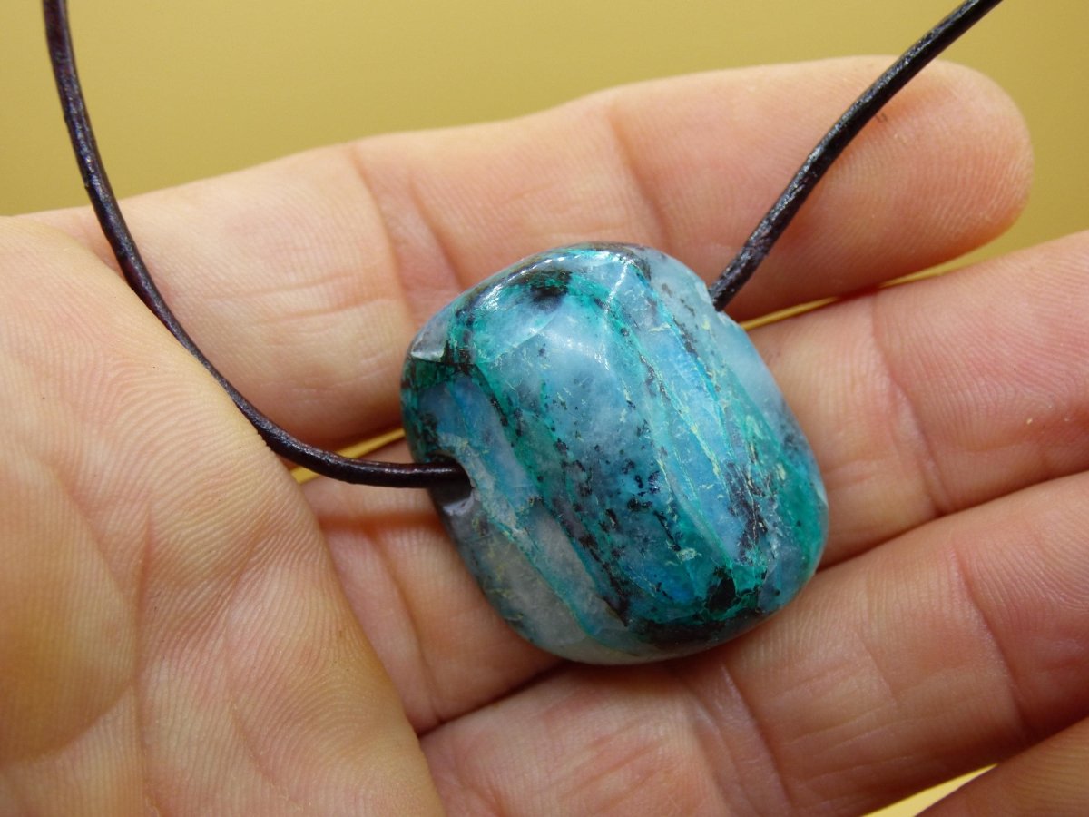 Quantum Quattro Chrysocoll Chrysokolla Azurit Quarz ~ Edelstein Kette HIPPIE GOA Boho Tibet Ethno Nature Donut Heilstein Rarität - Art of Nature Berlin