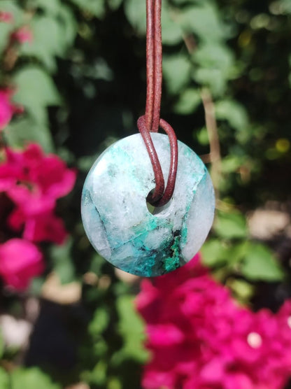 Quantum Quattro Chrysocoll Donut 30mm Edelstein Kette Heilstein Schutzsymbol Mann Frau Glück HIPPIE Boho Tibet Ethno Natur Rarität Geschenk - Art of Nature Berlin