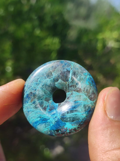 Quantum Quattro Chrysocoll Donut 35mm Edelstein Kette Heilstein Schutzsymbol Mann Frau Glück HIPPIE Boho Tibet Ethno Natur Rarität Geschenk - Art of Nature Berlin