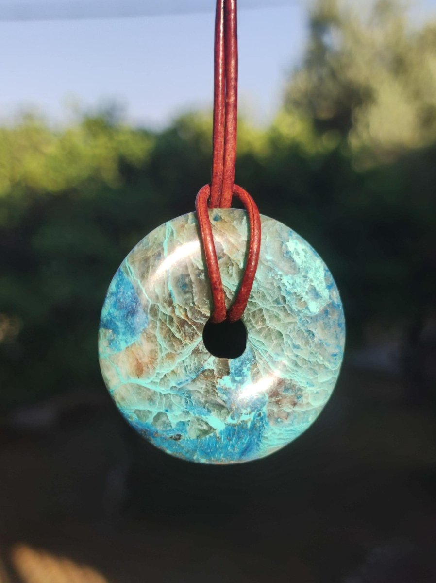 Quantum Quattro Chrysocoll Donut 35mm Edelstein Kette Heilstein Schutzsymbol Mann Frau Glück HIPPIE Boho Tibet Ethno Natur Rarität Geschenk - Art of Nature Berlin