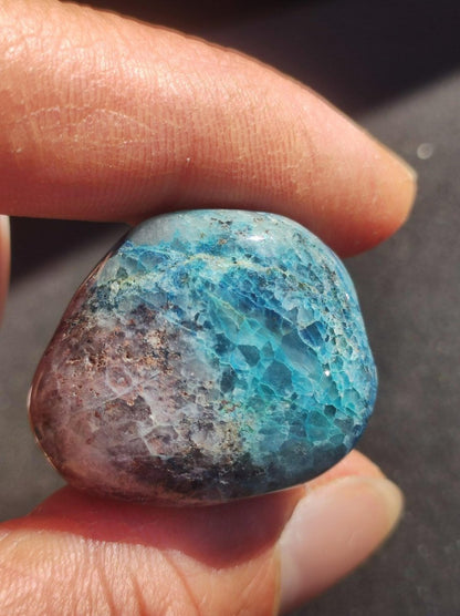 Quantum Quattro Chrysocoll Shattuckit Quarz Azurit blau Natur Heilstein Meditation Ritual Indianer Schamanen Edelstein Mineral Sammler - Art of Nature Berlin