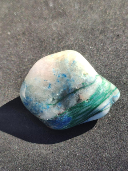 Quantum Quattro Chrysocoll Shattuckit Quarz Azurit blau Natur Heilstein Meditation Ritual Indianer Schamanen Edelstein Mineral Sammler - Art of Nature Berlin