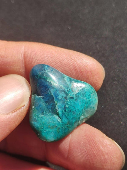 Quantum Quattro Chrysocoll Shattuckit Quarz Azurit blau Natur Heilstein Meditation Ritual Indianer Schamanen Edelstein Mineral Sammler - Art of Nature Berlin