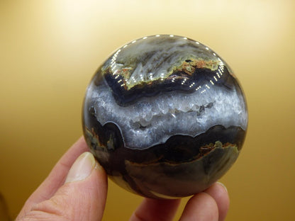 Quarz + Volcanic Achat UV AKTIV Edelstein Kugel Deko Sphere Massage Kristall Sammler Meditation Heilstein Frau Mann Geschenk Er Sie Energie - Art of Nature Berlin