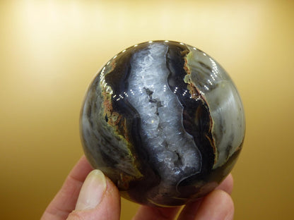 Quarz + Volcanic Achat UV AKTIV Edelstein Kugel Deko Sphere Massage Kristall Sammler Meditation Heilstein Frau Mann Geschenk Er Sie Energie - Art of Nature Berlin