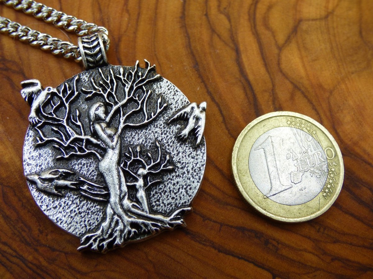 Raben Baum Frau mit Kind ~ Amulet Kette Antik Silber Tibet HIPPIE GOA Boho Tibet Ethno Nature Esoterik Ethnic Lebensbaum Wurzeln Root - Art of Nature Berlin