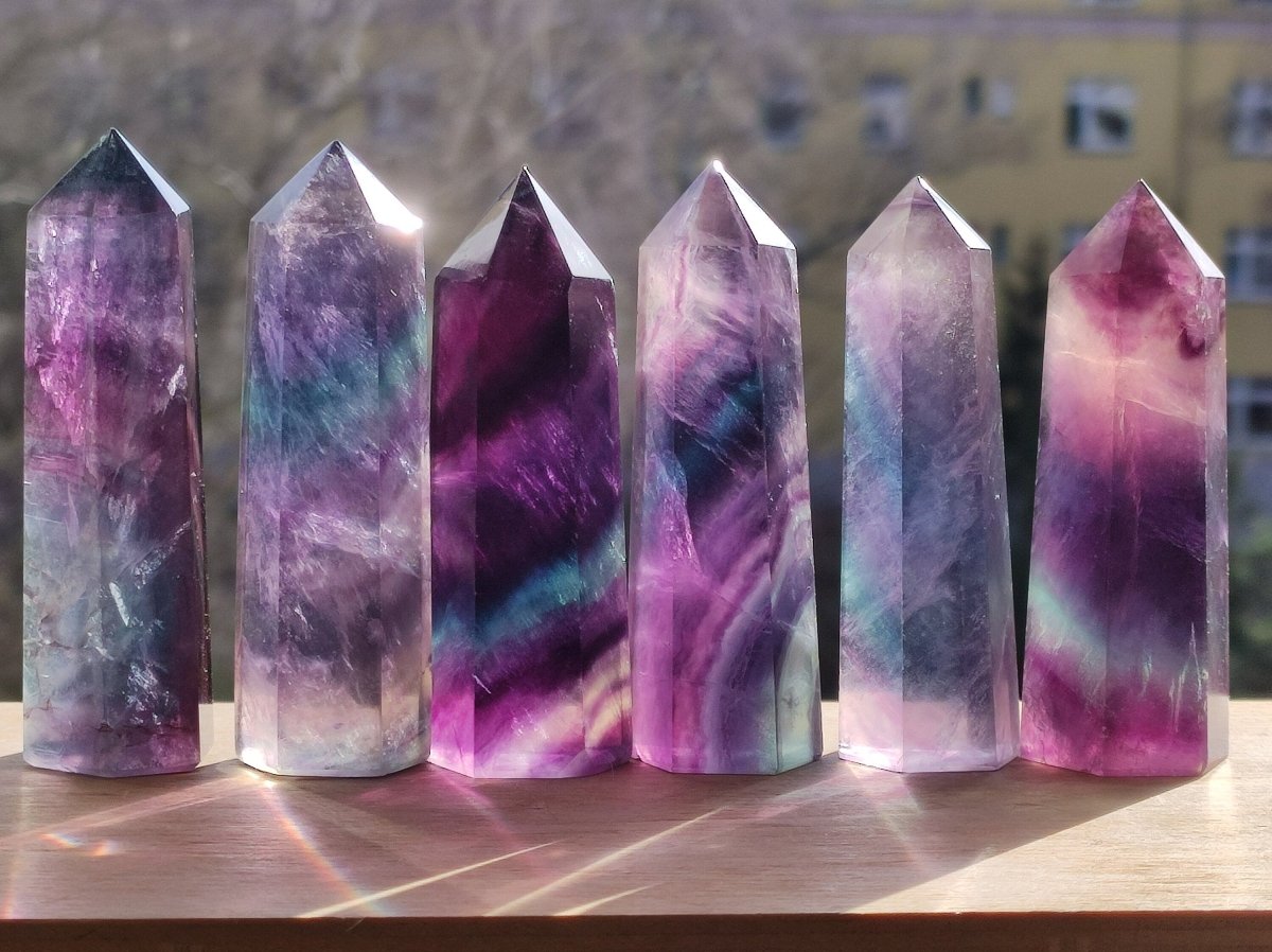 Rainbow Fluorit ~ Kristall Point ~ Magische Edelstein Deko ~Massagestab ~Crystal ~HIPPIE ~GOA ~Ethno ~Heilstein ~Naturschatz Regenbogen - Art of Nature Berlin