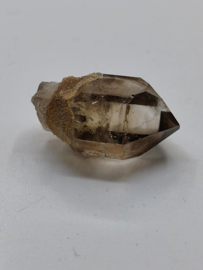 Rauchquarz Kristall mit Begleitkristallen – Erongo Namibia – 27 mm Sammlerstufe Zepter Kristall – Natürlicher Scepter Stufe Sammler Mineral - Art of Nature Berlin