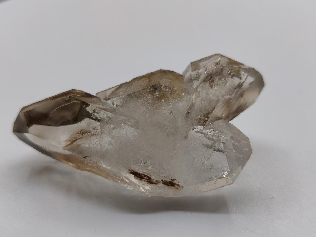 Rauchquarz Kristallstufe – Natürlicher Kristallverbund mit mehreren Spitzen – Roh Sammler Stufe Kristall Rarität Edelstein Deko Heilstein - Art of Nature Berlin
