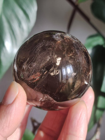 Rauchquarz Smokey Quarz Regenbogen ~ Magische Edelstein Kugel Massage & Deko Sphere Crystal Spielkugel Meditation ~HIPPIE ~Heilstein Rarität - Art of Nature Berlin