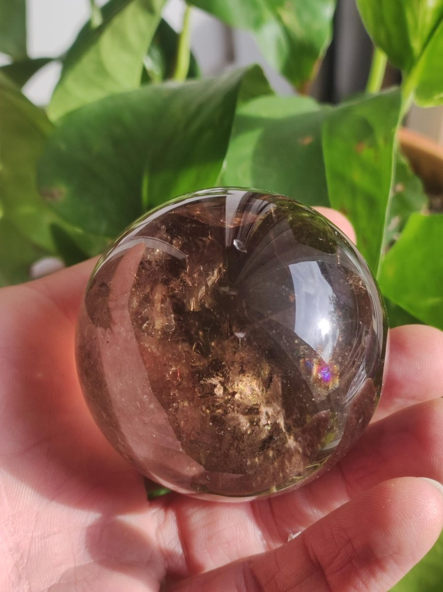 Rauchquarz Smokey Quarz Regenbogen ~ Magische Edelstein Kugel Massage & Deko Sphere Crystal Spielkugel Meditation ~HIPPIE ~Heilstein Rarität - Art of Nature Berlin