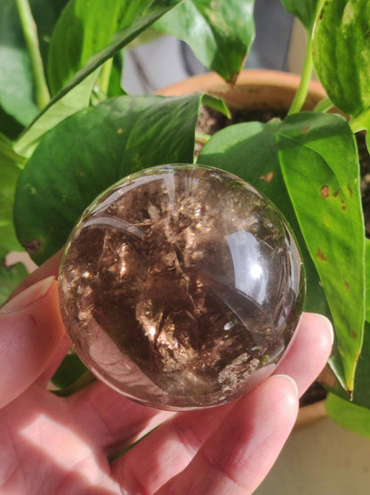 Rauchquarz Smokey Quarz Regenbogen ~ Magische Edelstein Kugel Massage & Deko Sphere Crystal Spielkugel Meditation ~HIPPIE ~Heilstein Rarität - Art of Nature Berlin