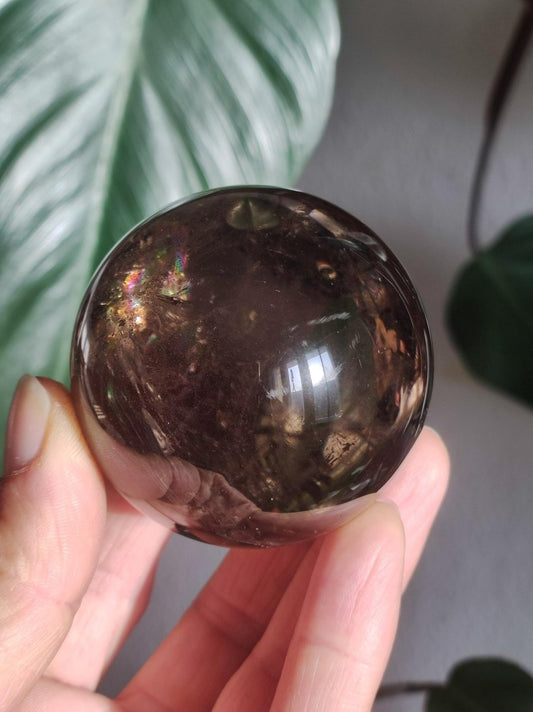 Rauchquarz Smokey Quarz Regenbogen ~ Magische Edelstein Kugel Massage & Deko Sphere Crystal Spielkugel Meditation ~HIPPIE ~Heilstein Rarität - Art of Nature Berlin