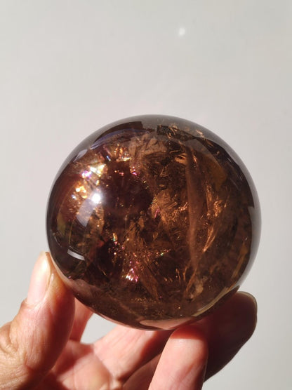 Rauchquarz Smokey Quarz Regenbogen ~ Magische Edelstein Kugel Massage & Deko Sphere Crystal Spielkugel Meditation ~HIPPIE ~Heilstein Rarität - Art of Nature Berlin
