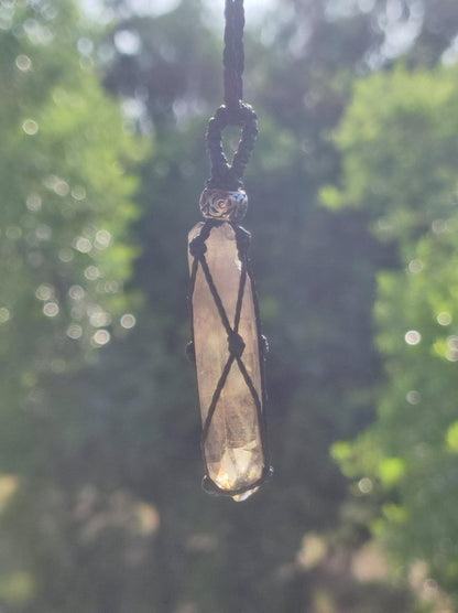Rauchquarz Spitze ~ Makramee Edelstein Kette klar Heilstein roh Kristall Geschenk Er Sie Freundin Mann Frau HIPPIE GOA Ethno Natur Vintage - Art of Nature Berlin