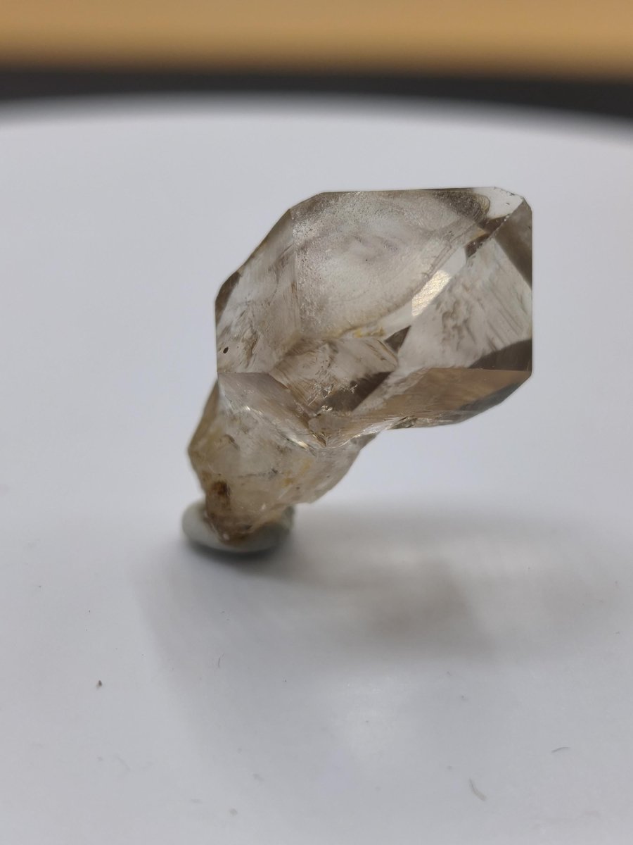 Rauchquarz Zepter Kristall – Natürlicher Scepter Quartz mit transparenter Spitze – 25 mm Kristall Stufe Sammler Unikat Geschenk Heilstein - Art of Nature Berlin