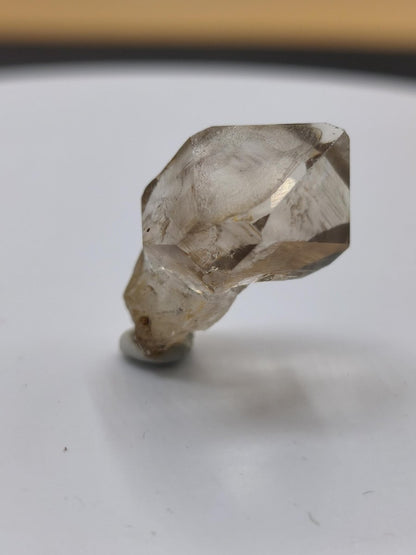 Rauchquarz Zepter Kristall – Natürlicher Scepter Quartz mit transparenter Spitze – 25 mm Kristall Stufe Sammler Unikat Geschenk Heilstein - Art of Nature Berlin