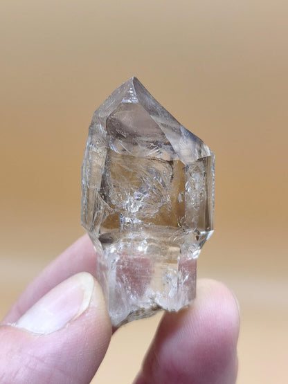 Rauchquarz-Zepterquarz aus Erongo Namibia – klare Wachstumsstrukturen Zepter Kristall Natürlicher Scepter Quartz Stufe Mineralien Sammler - Art of Nature Berlin
