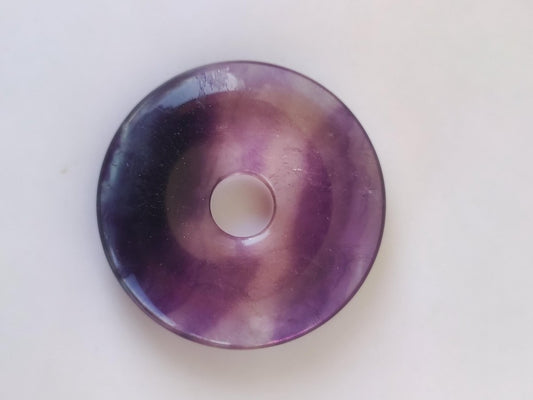 Regenbogen Fluorit lila 30mm Donut A Edelstein Kette Frau Mann HIPPIE GOA Boho Ethno Natur Schutzsymbol Anhänger Heilstein Energie Geschenk - Art of Nature Berlin