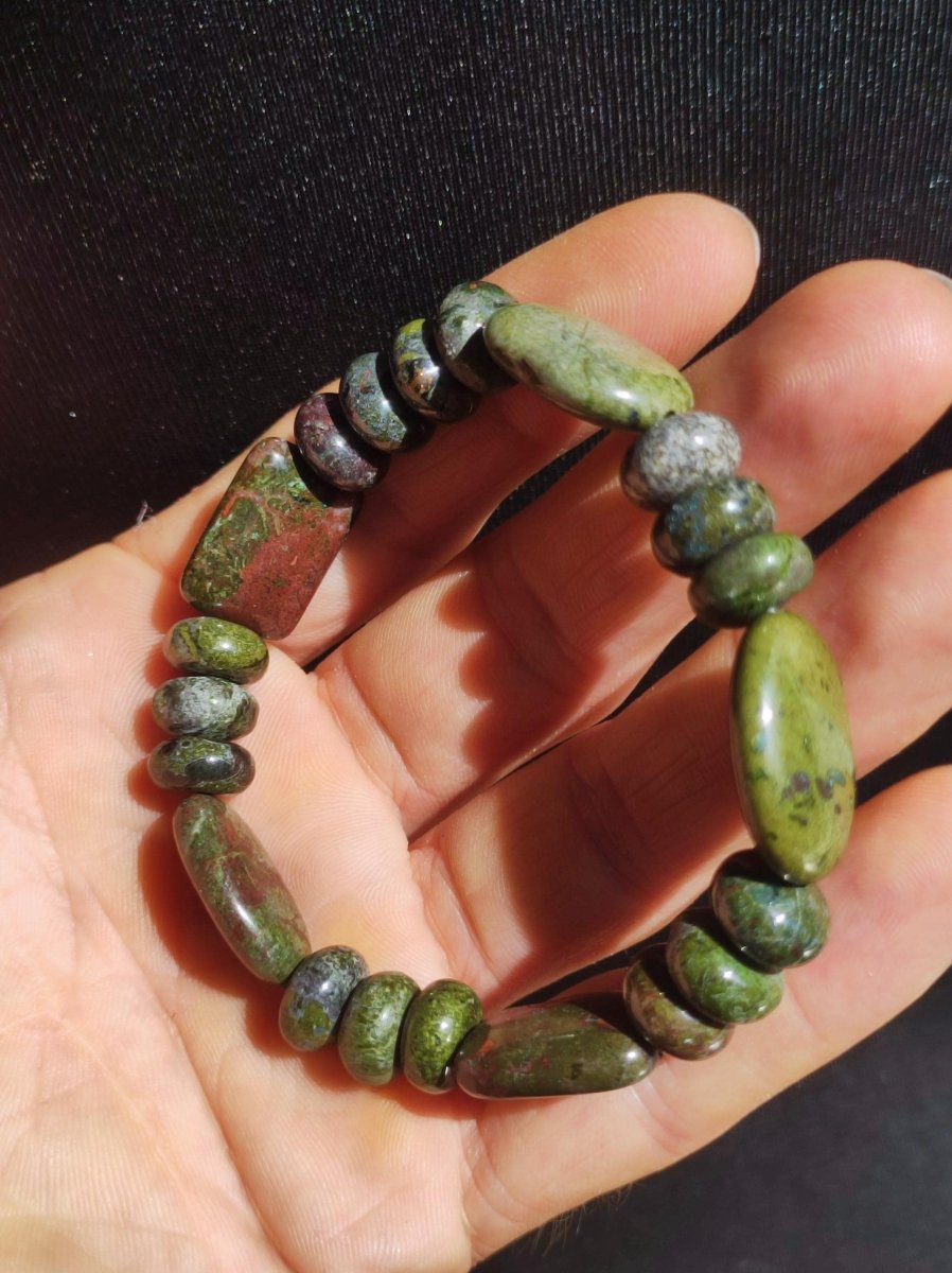 Regenwald Rhyolith - Edelstein Armband Perlen Heilstein Natur grün Energie Natur Echt Rarität Schmuck Frau Mann Er Sie Bruder Geschenk - Art of Nature Berlin