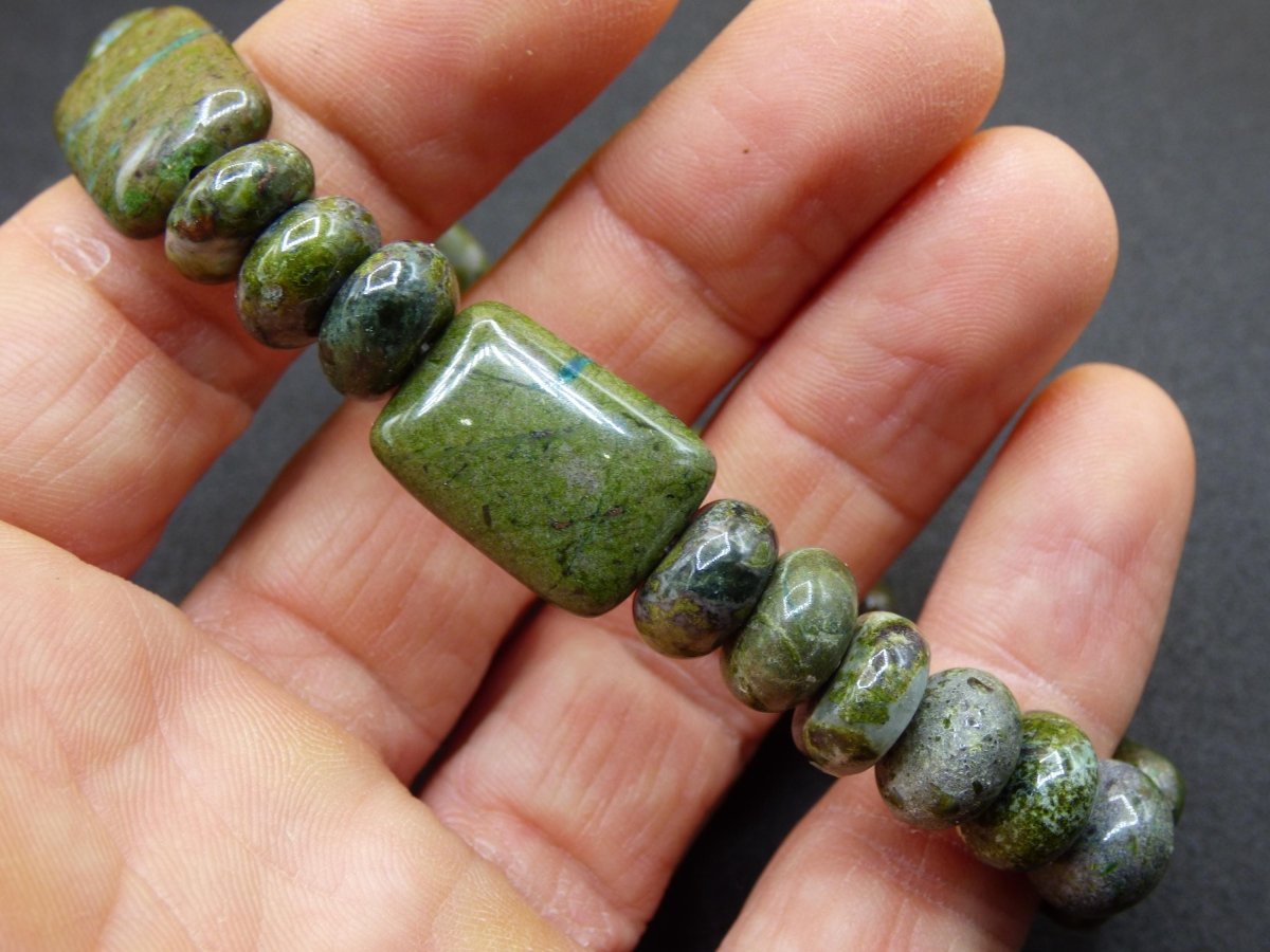 Regenwald Rhyolith - Edelstein Armband Perlen Heilstein Natur grün Energie Natur Echt Rarität Schmuck Frau Mann Er Sie Bruder Geschenk - Art of Nature Berlin