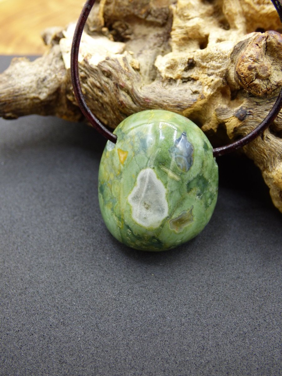 Regenwald Rhyolith ~ Edelstein Kette grün ~Rainforest ~HIPPIE ~GOA ~Boho ~Ethno ~Nature ~Heilstein - Art of Nature Berlin