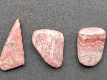 Rhodochrosit A-AAA Cabochons Edelstein Kristall rosa pink Heilstein Er Sie Mann Frau Geschenk Glück Sammler Mineralien Dekoration - Art of Nature Berlin