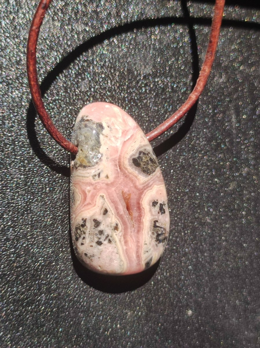 Rhodochrosit A - Edelstein Kette rosa pink Heilstein Er Sie Mann Frau Geschenk Glück Anhänger HIPPIE GOA Boho Tibet Ethno Natur Unikat - Art of Nature Berlin