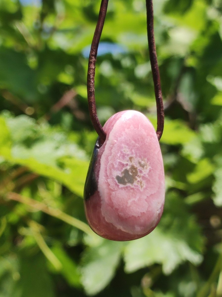 Rhodochrosit A - Edelstein Kette rosa pink Heilstein Er Sie Mann Frau Geschenk Glück Anhänger HIPPIE GOA Boho Tibet Ethno Natur Unikat - Art of Nature Berlin