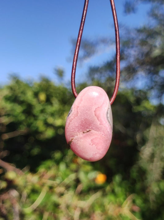Rhodochrosit A - Edelstein Kette rosa pink Heilstein Er Sie Mann Frau Geschenk Glück Anhänger HIPPIE GOA Boho Tibet Ethno Natur Unikat - Art of Nature Berlin