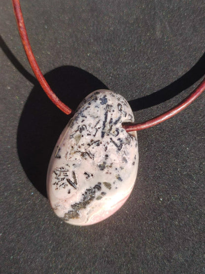 Rhodochrosit A - Edelstein Kette rosa pink Heilstein Er Sie Mann Frau Geschenk Glück Anhänger HIPPIE GOA Boho Tibet Ethno Natur Unikat - Art of Nature Berlin