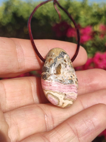 Rhodochrosit A - Edelstein Kette rosa pink Heilstein Er Sie Mann Frau Geschenk Glück Anhänger HIPPIE GOA Boho Tibet Ethno Natur Unikat - Art of Nature Berlin