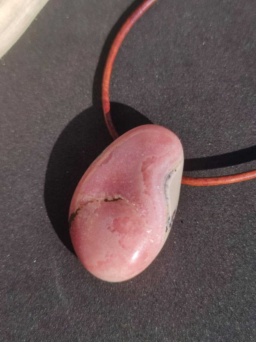 Rhodochrosit A - Edelstein Kette rosa pink Heilstein Er Sie Mann Frau Geschenk Glück Anhänger HIPPIE GOA Boho Tibet Ethno Natur Unikat - Art of Nature Berlin