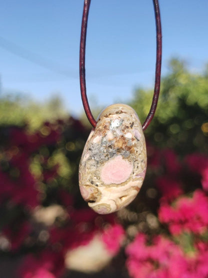 Rhodochrosit A - Edelstein Kette rosa pink Heilstein Er Sie Mann Frau Geschenk Glück Anhänger HIPPIE GOA Boho Tibet Ethno Natur Unikat - Art of Nature Berlin