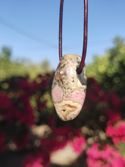 Rhodochrosit A - Edelstein Kette rosa pink Heilstein Er Sie Mann Frau Geschenk Glück Anhänger HIPPIE GOA Boho Tibet Ethno Natur Unikat - Art of Nature Berlin