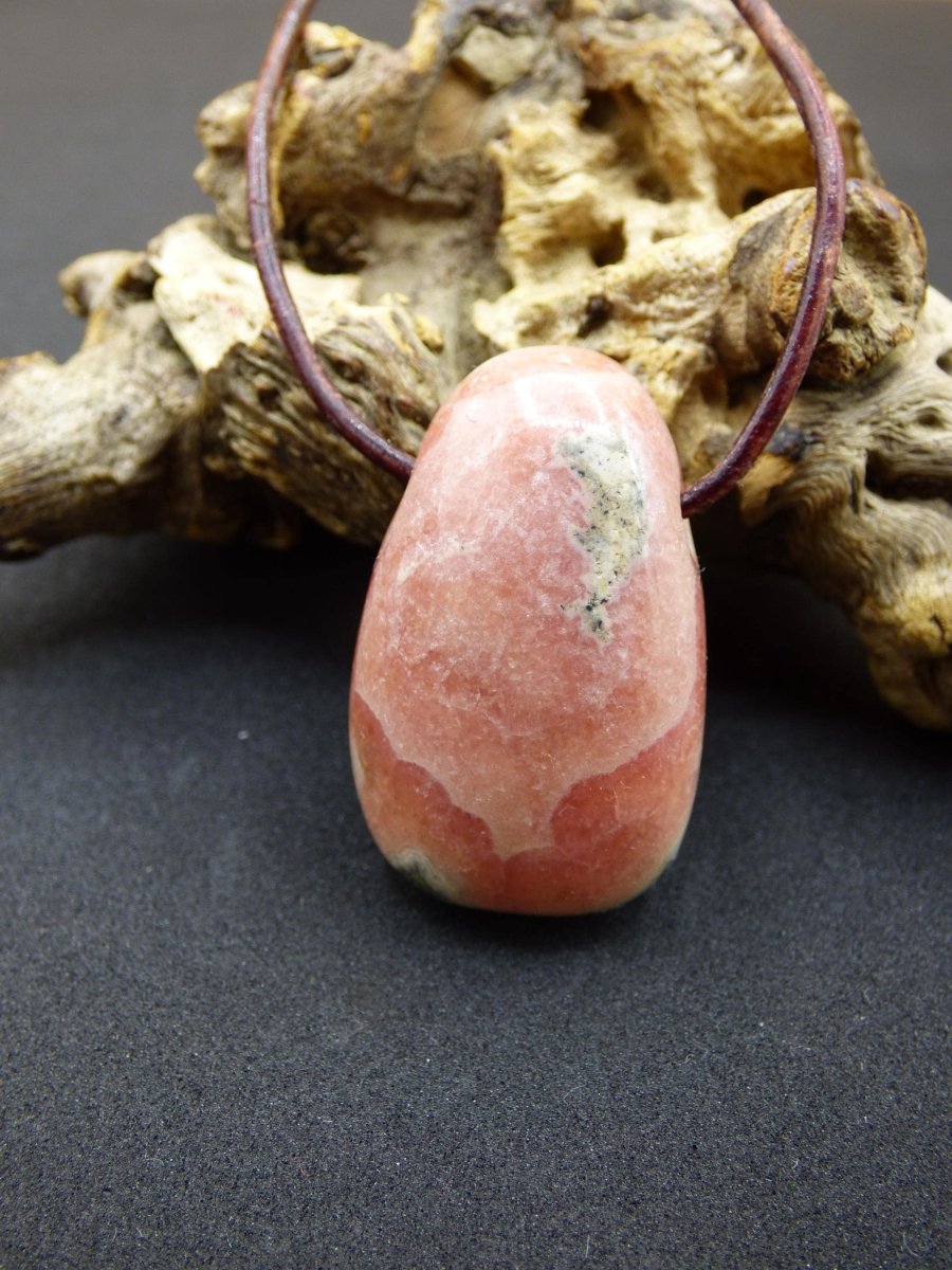 Rhodochrosit A - Edelstein Kette rosa pink Heilstein Er Sie Mann Frau Geschenk Glück Anhänger HIPPIE GOA Boho Tibet Ethno Natur Unikat - Art of Nature Berlin