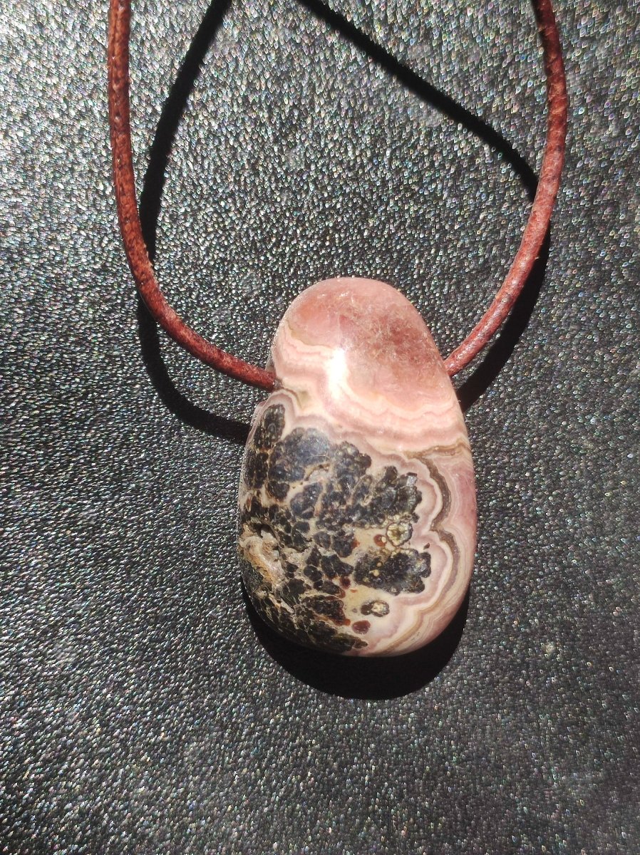 Rhodochrosit A - Edelstein Kette rosa pink Heilstein Er Sie Mann Frau Geschenk Glück Anhänger HIPPIE GOA Boho Tibet Ethno Natur Unikat - Art of Nature Berlin