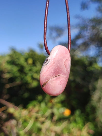 Rhodochrosit A - Edelstein Kette rosa pink Heilstein Er Sie Mann Frau Geschenk Glück Anhänger HIPPIE GOA Boho Tibet Ethno Natur Unikat - Art of Nature Berlin
