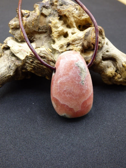 Rhodochrosit A - Edelstein Kette rosa pink Heilstein Er Sie Mann Frau Geschenk Glück Anhänger HIPPIE GOA Boho Tibet Ethno Natur Unikat - Art of Nature Berlin