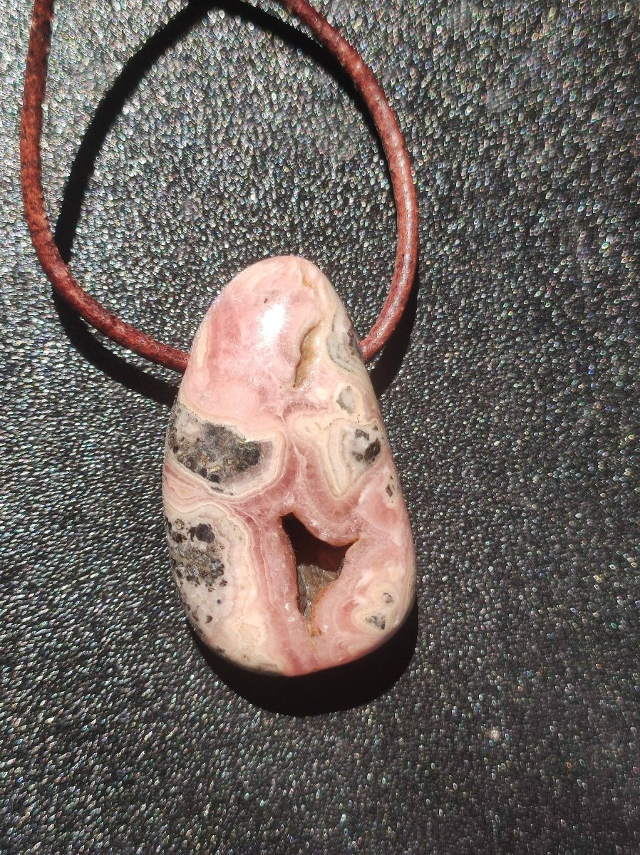 Rhodochrosit A - Edelstein Kette rosa pink Heilstein Er Sie Mann Frau Geschenk Glück Anhänger HIPPIE GOA Boho Tibet Ethno Natur Unikat - Art of Nature Berlin