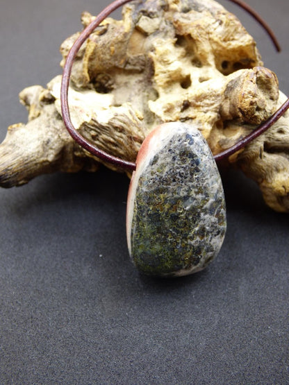 Rhodochrosit A - Edelstein Kette rosa pink Heilstein Er Sie Mann Frau Geschenk Glück Anhänger HIPPIE GOA Boho Tibet Ethno Natur Unikat - Art of Nature Berlin