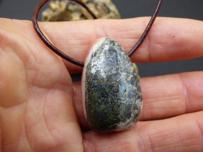 Rhodochrosit A - Edelstein Kette rosa pink Heilstein Er Sie Mann Frau Geschenk Glück Anhänger HIPPIE GOA Boho Tibet Ethno Natur Unikat - Art of Nature Berlin