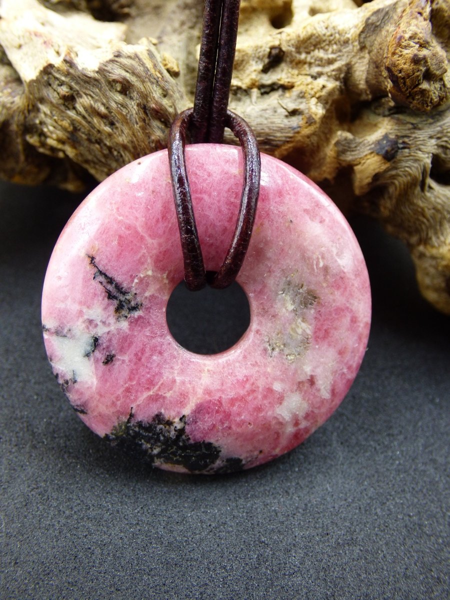 Rhodonit ~ Edelstein Kette ~HIPPIE ~GOA ~Boho ~Tibet ~Ethno ~Nature ~Donut ~Schutzsymbol ~Heilstein - Art of Nature Berlin