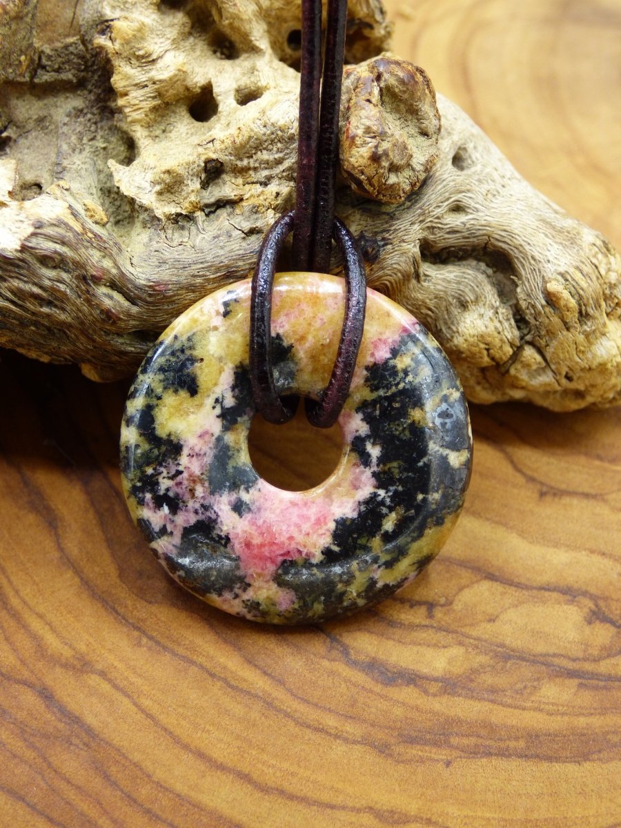 Rhodonit ~ Edelstein Kette ~HIPPIE ~GOA ~Boho ~Tibet ~Ethno ~Nature ~Donut ~Schutzsymbol ~Heilstein - Art of Nature Berlin