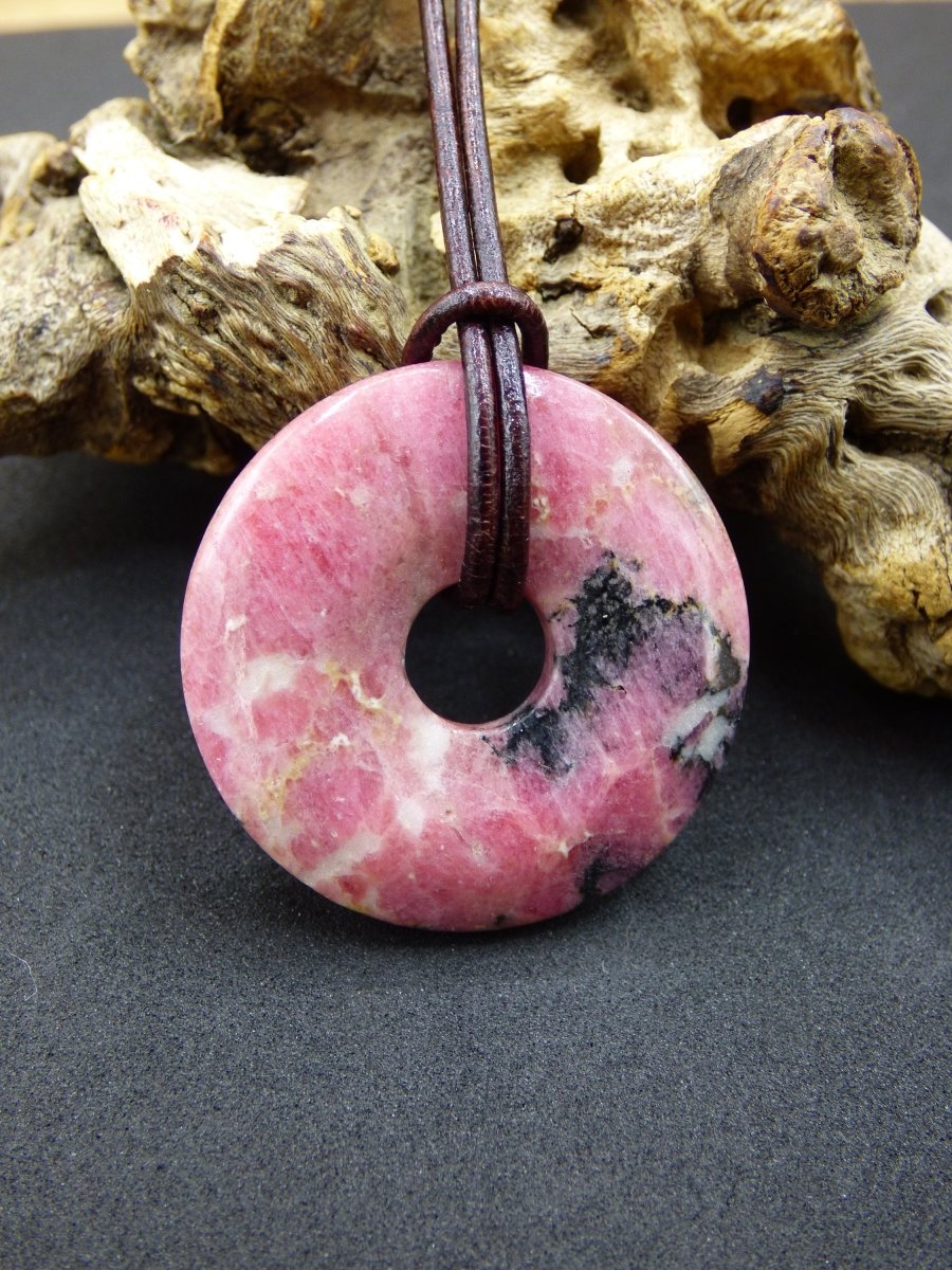 Rhodonit ~ Edelstein Kette ~HIPPIE ~GOA ~Boho ~Tibet ~Ethno ~Nature ~Donut ~Schutzsymbol ~Heilstein - Art of Nature Berlin