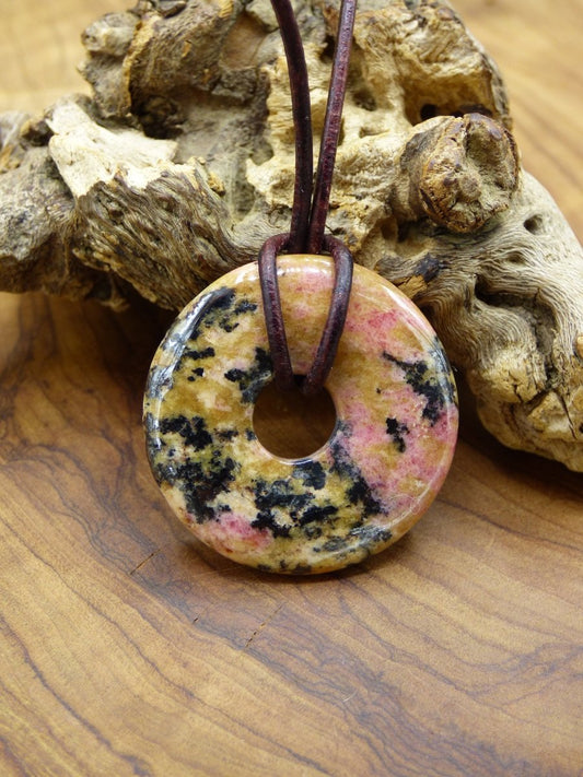 Rhodonit ~ Edelstein Kette ~HIPPIE ~GOA ~Boho ~Tibet ~Ethno ~Nature ~Donut ~Schutzsymbol ~Heilstein - Art of Nature Berlin