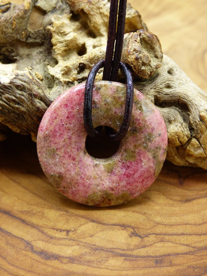 Rhodonit ~ Edelstein Kette ~HIPPIE ~GOA ~Boho ~Tibet ~Ethno ~Nature ~Donut ~Schutzsymbol ~Heilstein - Art of Nature Berlin